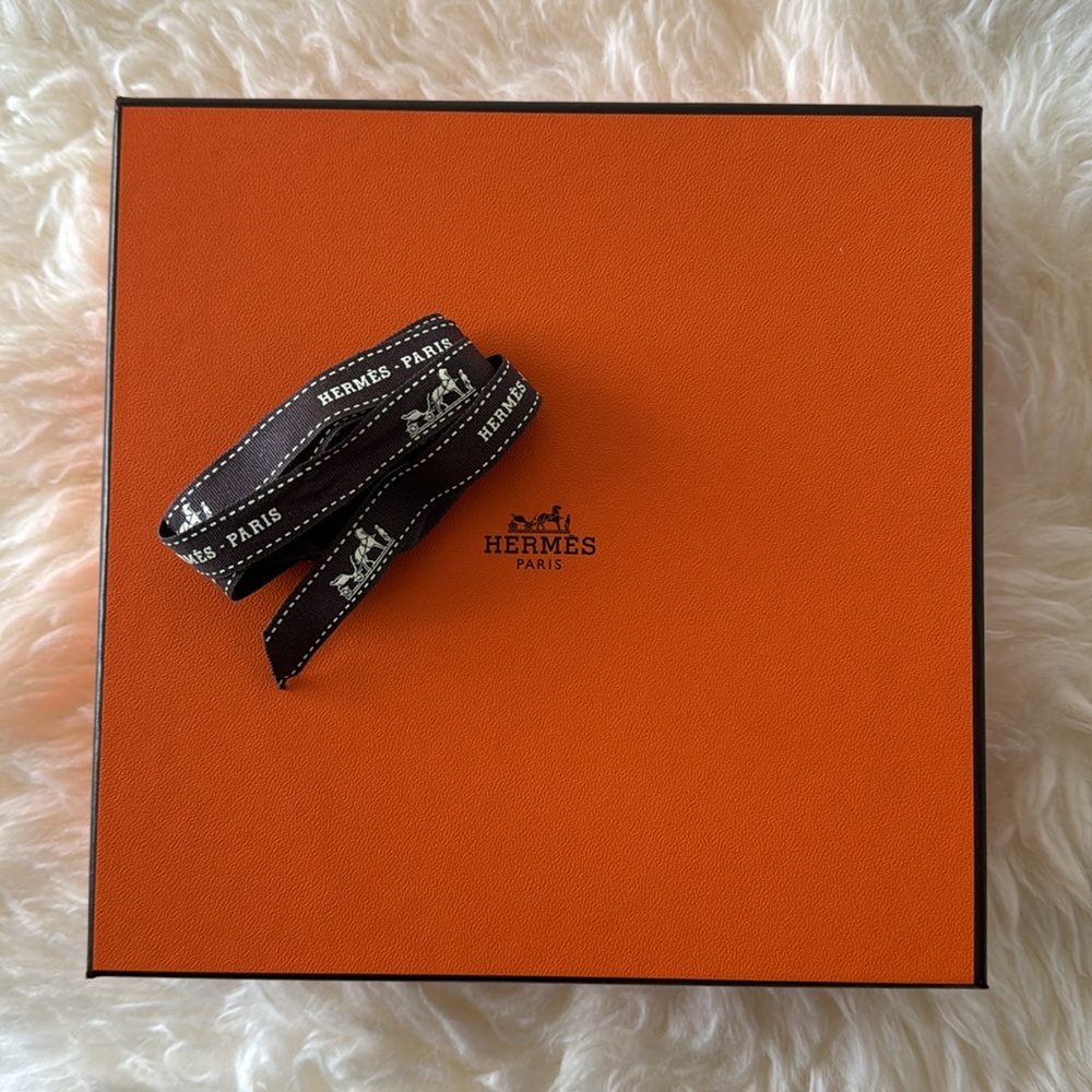 Hermes Box with Ribbon ONLY